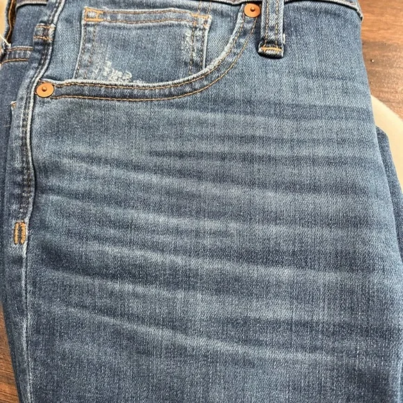 Madewell 9” High Rise Skinny Crop - Picture 7 of 12